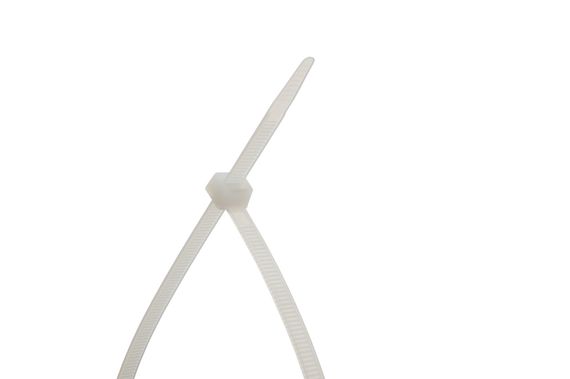 Хомут стяжка нейлоновая усиленная DEC QCLX 780/9,0 (Нидерланды) для диаметров до 229 мм и применения при температуре от -40 до +85 С. 10 шт. в упаковке