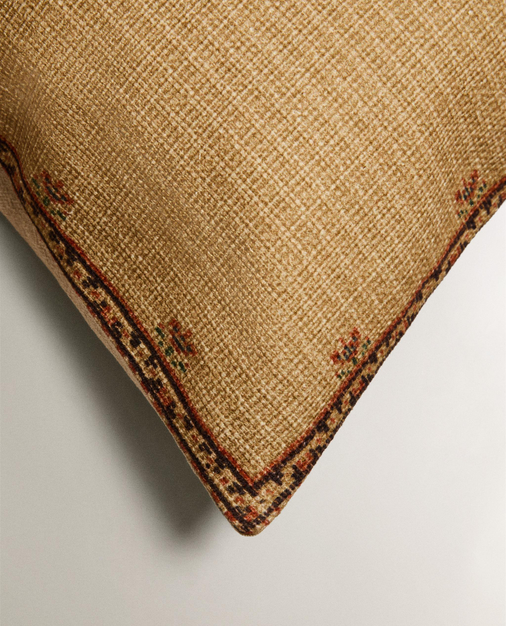 Zara Home наволочка декоративная из хлопка, светло-бежевый, 45x45 см · 1172/008