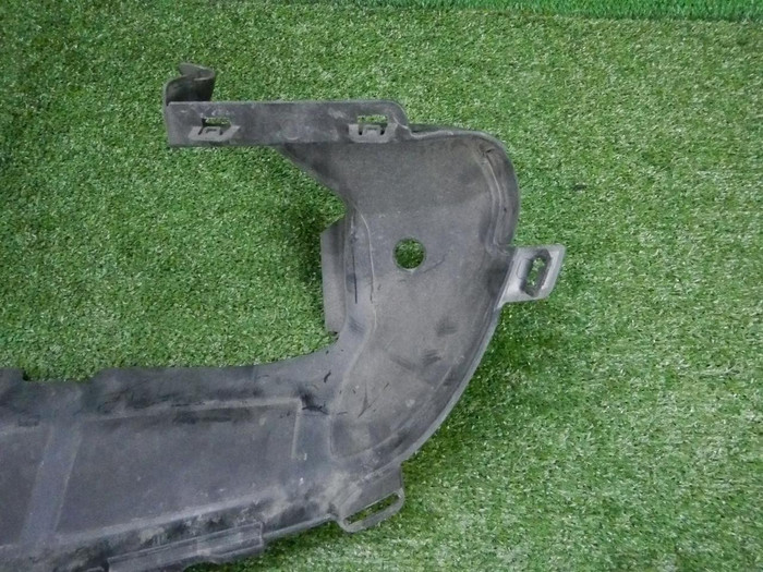 Дефлектор радиатора Mercedes E W213 (2016-2021)