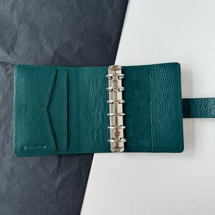 Обложка на кольцах Pocket на хлястике