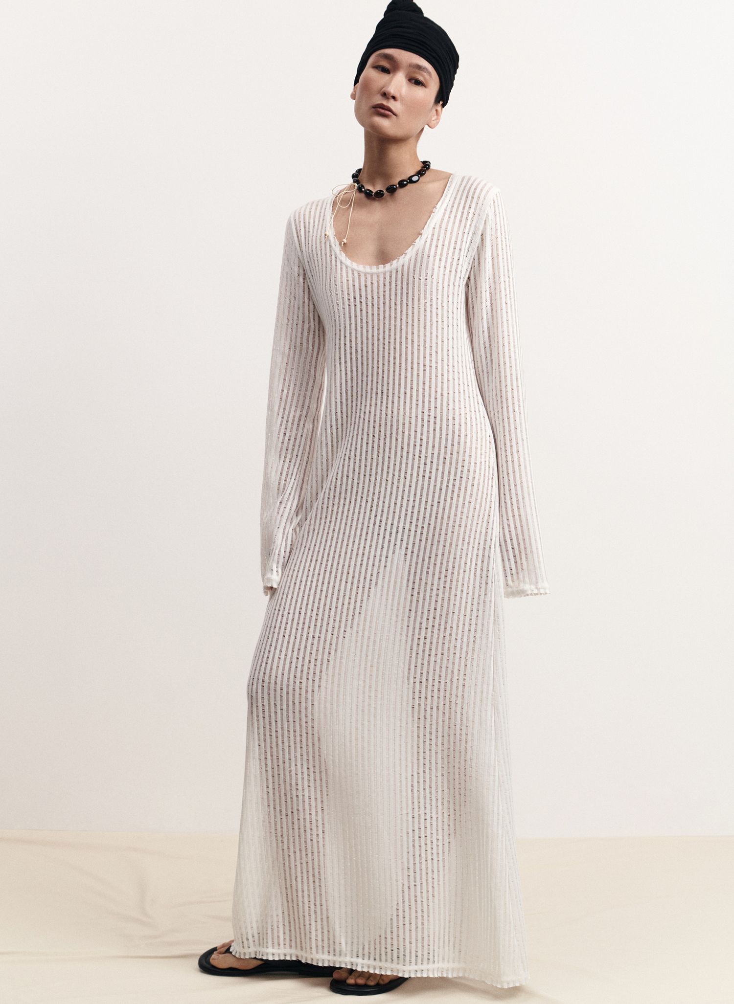 Платье с О-вырезом