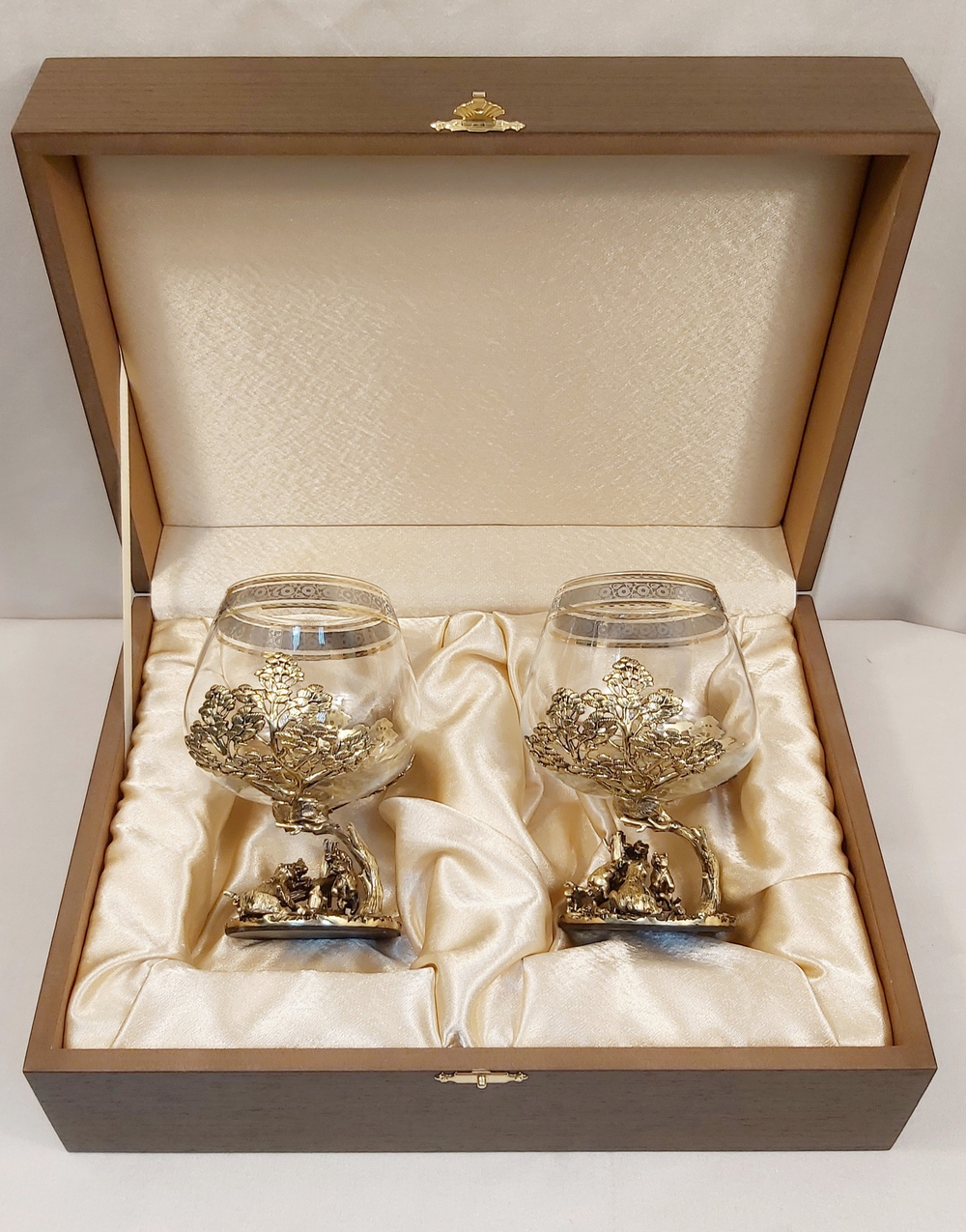 Набор из 2-х бокалов для коньяка "Три медведя"  (подарочный футляр)