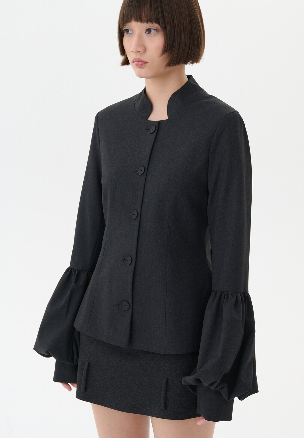 Жакет с объемными рукавами