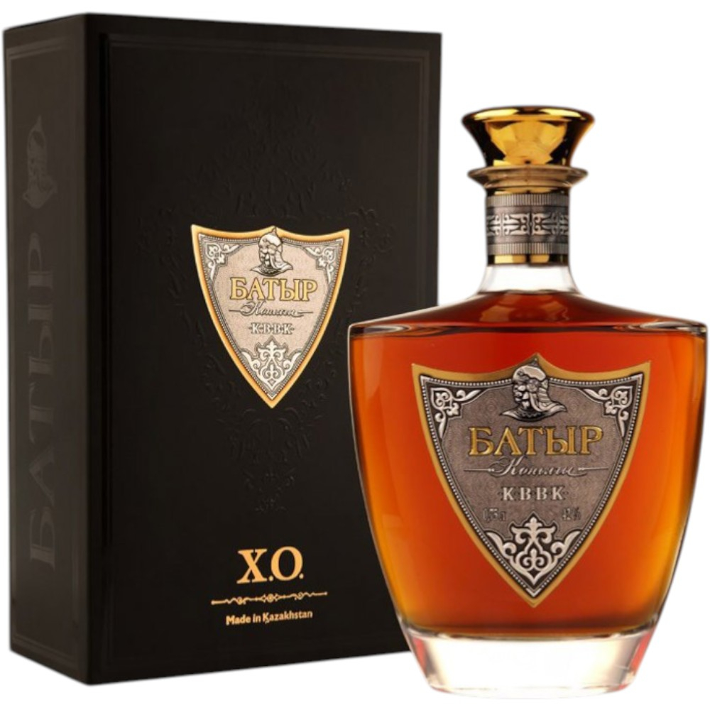 Коньяк Batur КВВК 0,75 л. В подарочной коробке