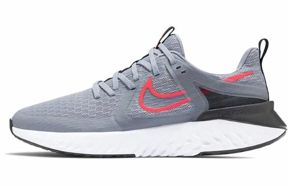 Кроссовки Nike Legend React 2