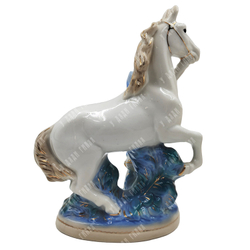 Бессарабова Н. И. Колхозница с конем. Керамика, роспись, позолота. Гжель, 1950