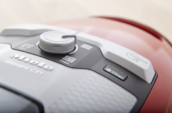 Бытовой пылесос Miele Blizzard CX1 EcoLine SKRP3, серебристый, красный