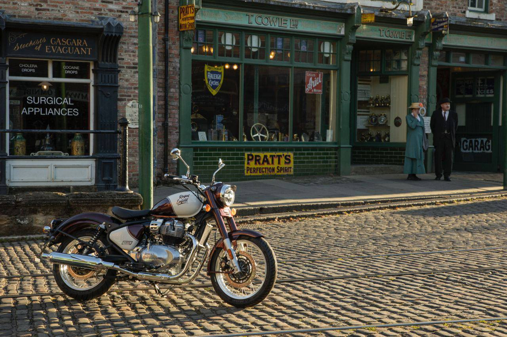 Royal Enfield Classic 650 Vallam Red (Base)