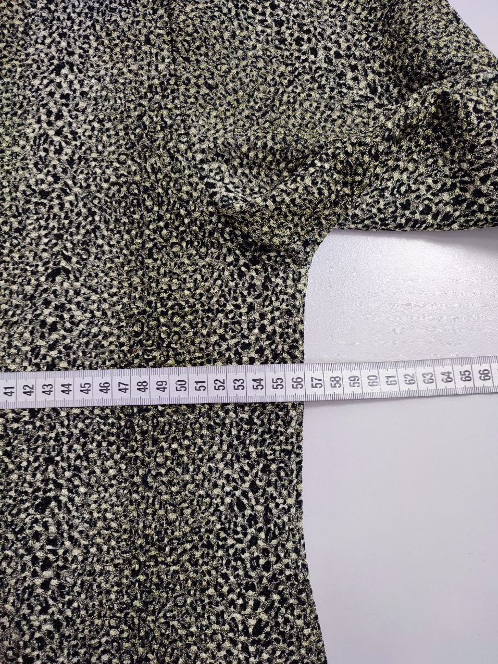 Блузка с анималистичным принтом 48 размер