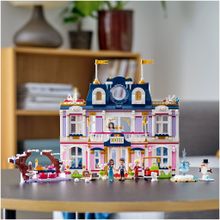 Конструктор LEGO Friends 41684 Гранд-отель Хартлейк Сити