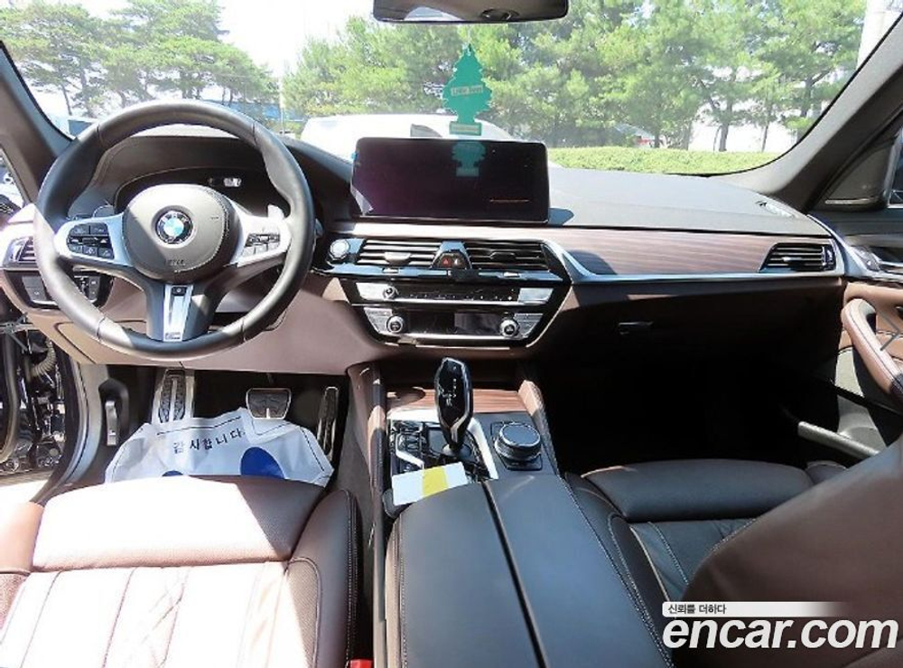 BMW 5 Series (G30) 530e M Sports (12.2020)