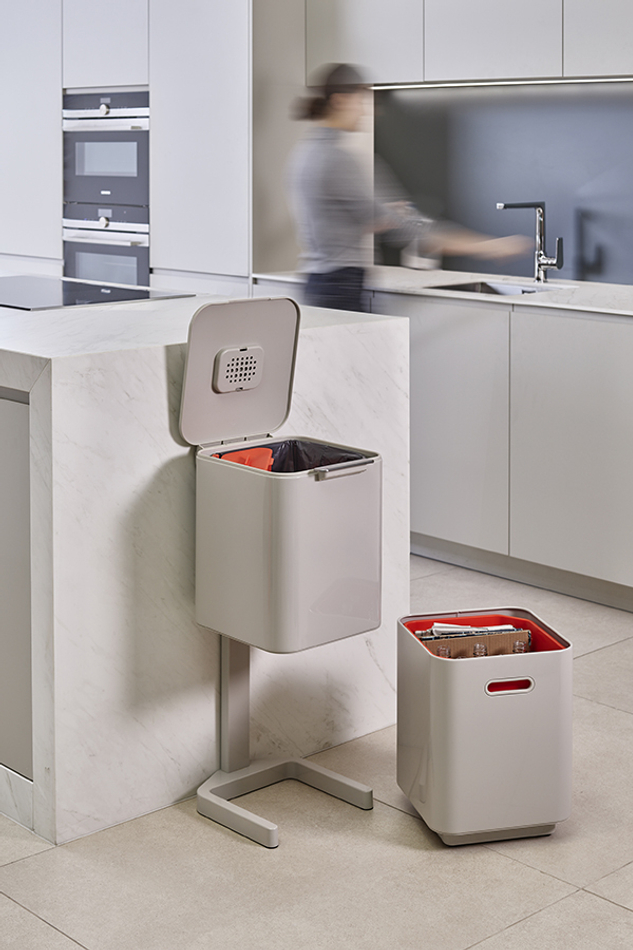 Контейнер для мусора с двумя баками Totem Compact 40 л белый, Joseph Joseph