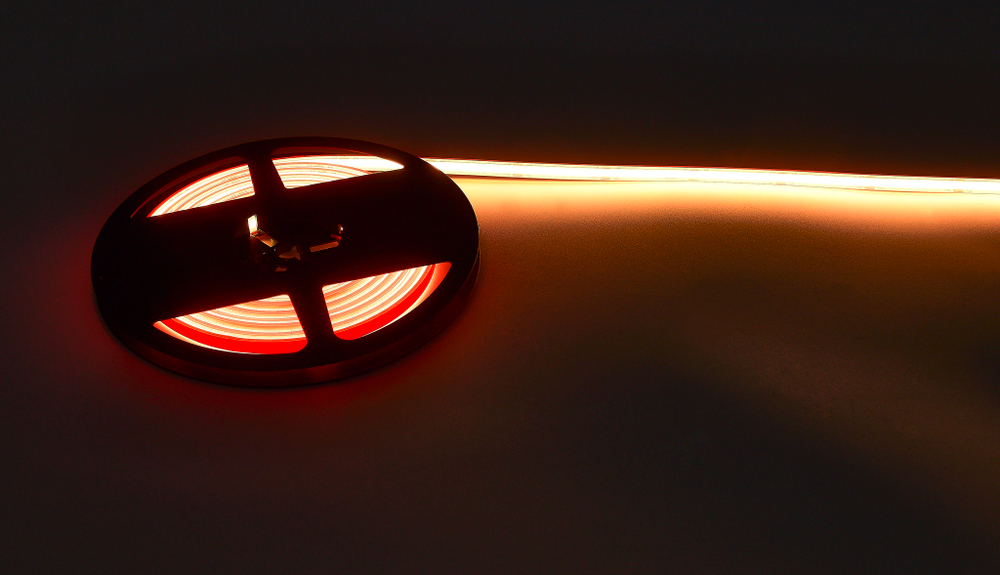 Светодиодная лента COB,  8мм, 9.6W/m,  3000K,  650 Lm/m,  DC24V,  CRI&gt;90,  IP65