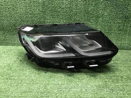 Фара правая Geely Coolray (2019-2023) LED