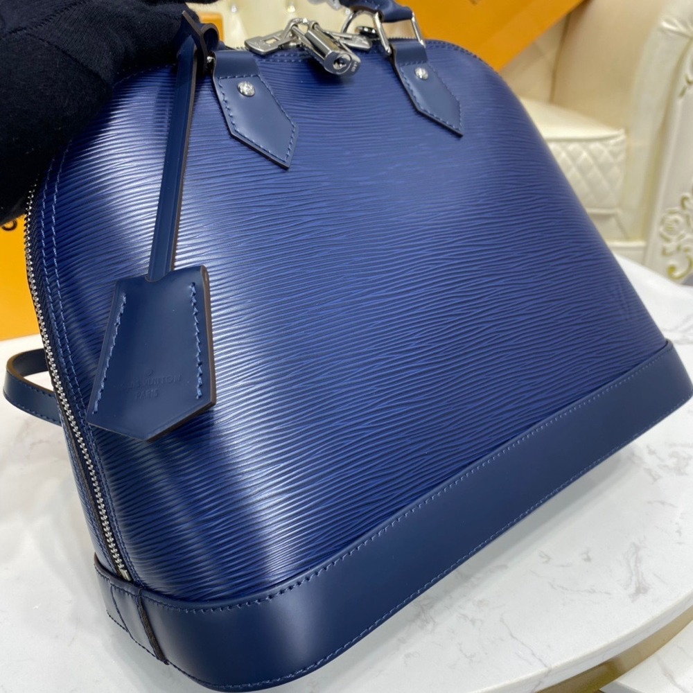 Louis Vuitton Alma PM