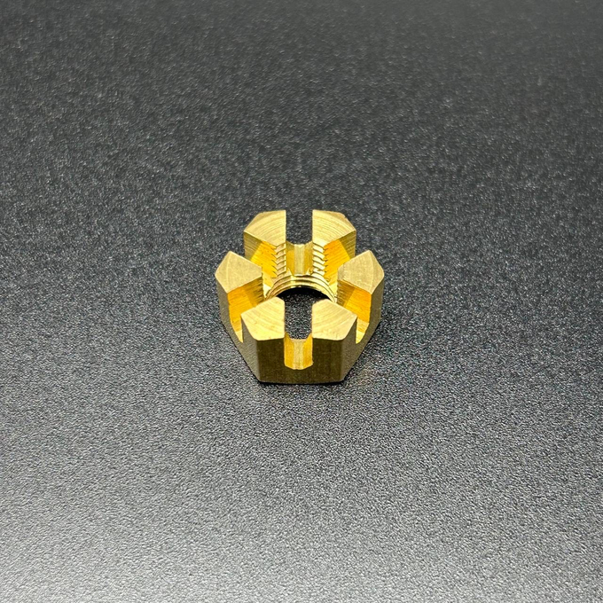 Гайка крепления гребного винта MERCURY/Tohatsu 4-9.9 (11-16147) (Quicksilver)