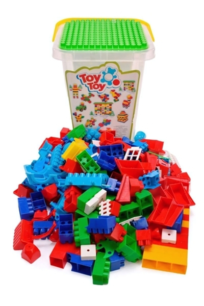 Конструктор 200эл. пластмассовом контейнере BTG-024 (25х25х30см)