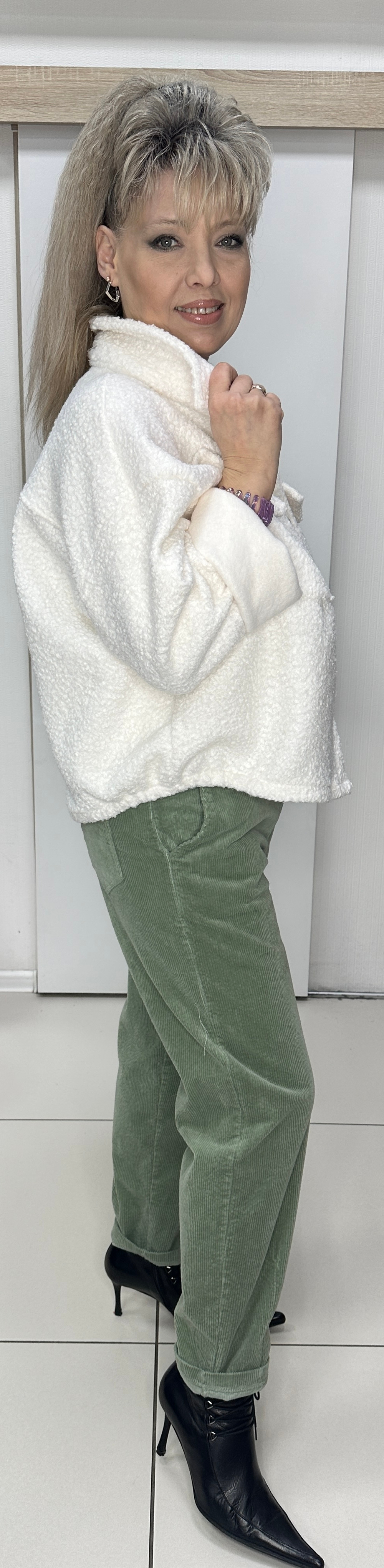 Белый буклированный итальянский жакет