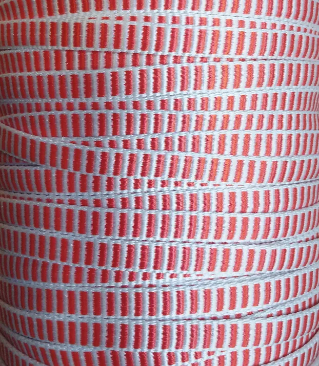 Стропа из дайнемы 12 мм Tubular tape Dyneema, red/white (CE)
