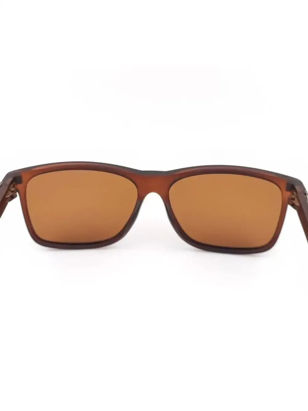 Солнцезащитные очки с поляризацией