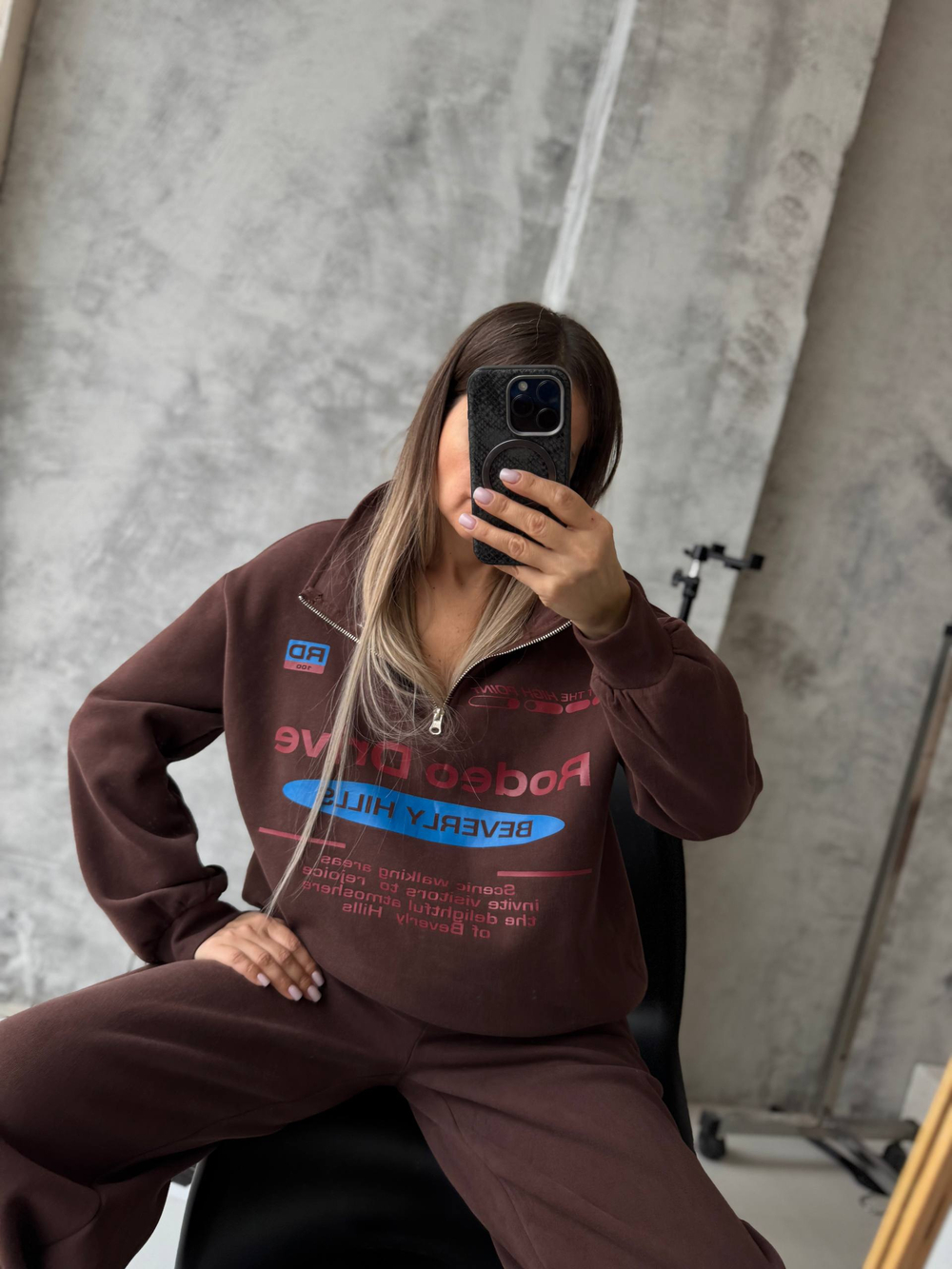 Костюм жен. 900 кор.