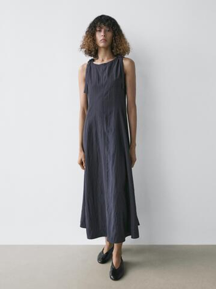 Massimo Dutti Струящееся платье миди, серый