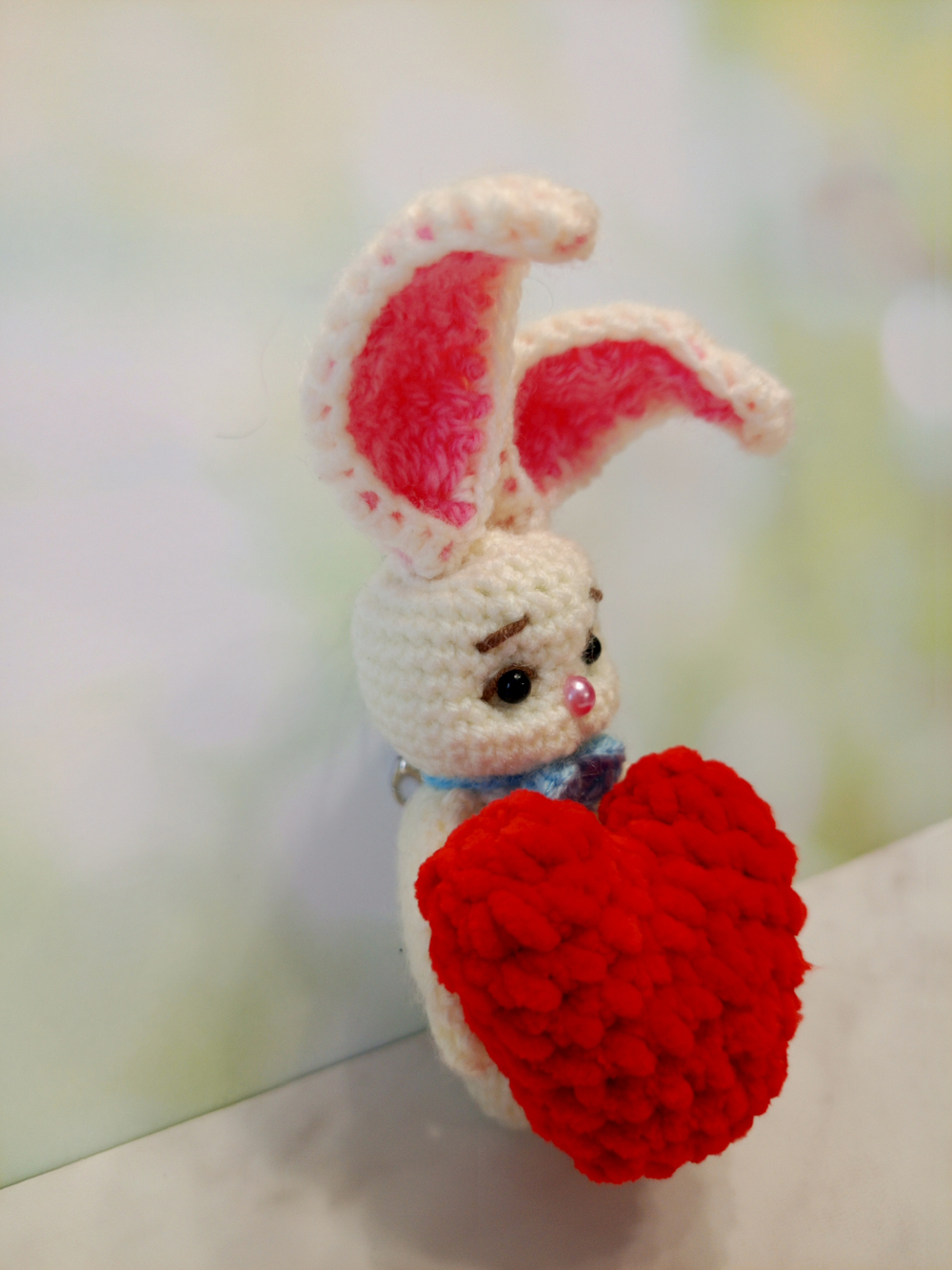 Зайчик с сердцем