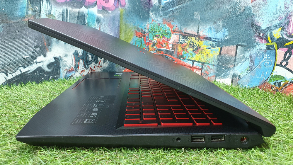 Игровой Acer i7-8/8 Gb/GTX 1060 6 GB/FHD