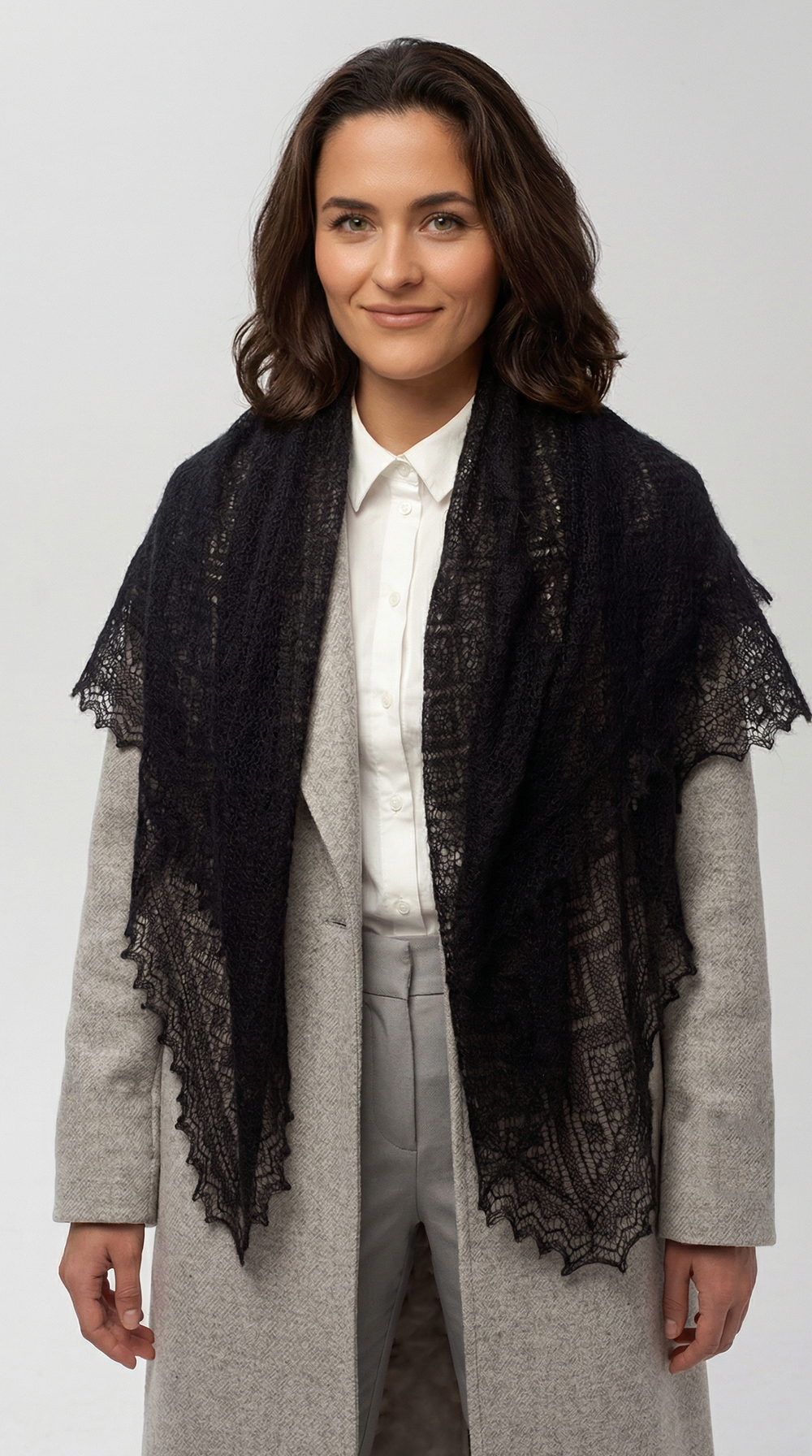 Оренбургский пуховый платок П3-120-07 черный