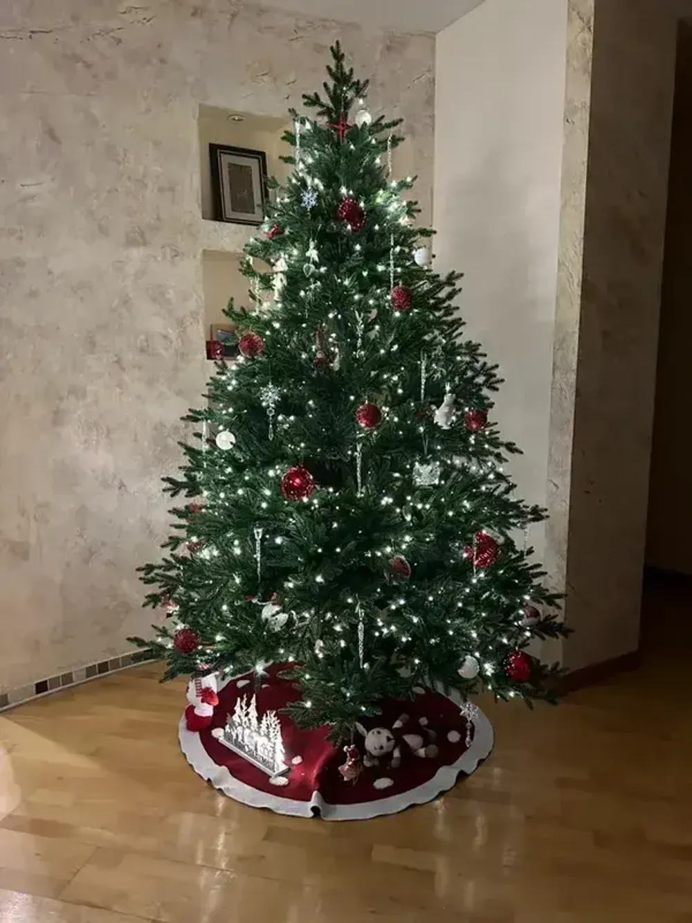 Ель искусственная «Вега» (Литая хвоя) 180 см / 1,8 м