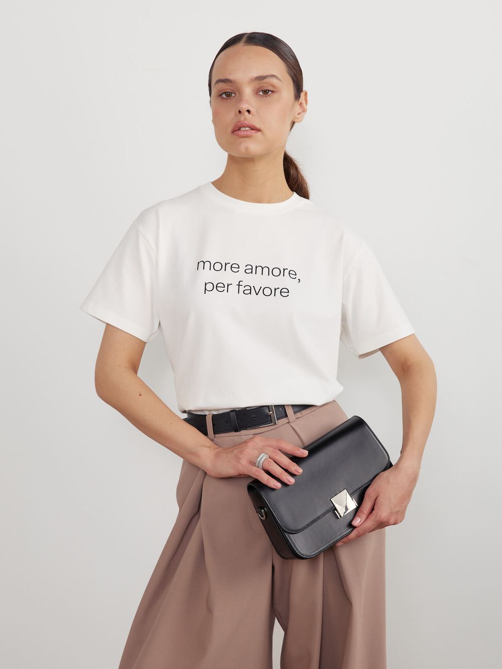 ФУТБОЛКА «MORE-AMORE»