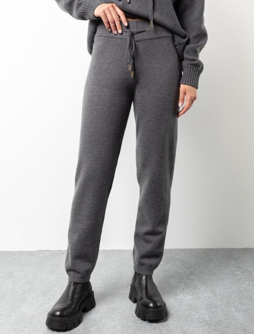 БРЮКИ МУЖСКИЕ ПРЯМЫЕ ЗИМА 840р.