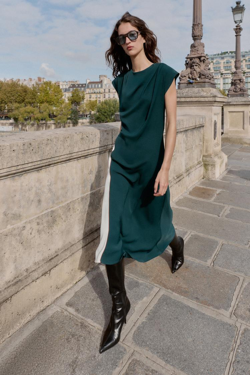 ZARA КОМБИНИРОВАННОЕ ПЛАТЬЕ МИДИ, ЭКРЮ/СИНИЙ