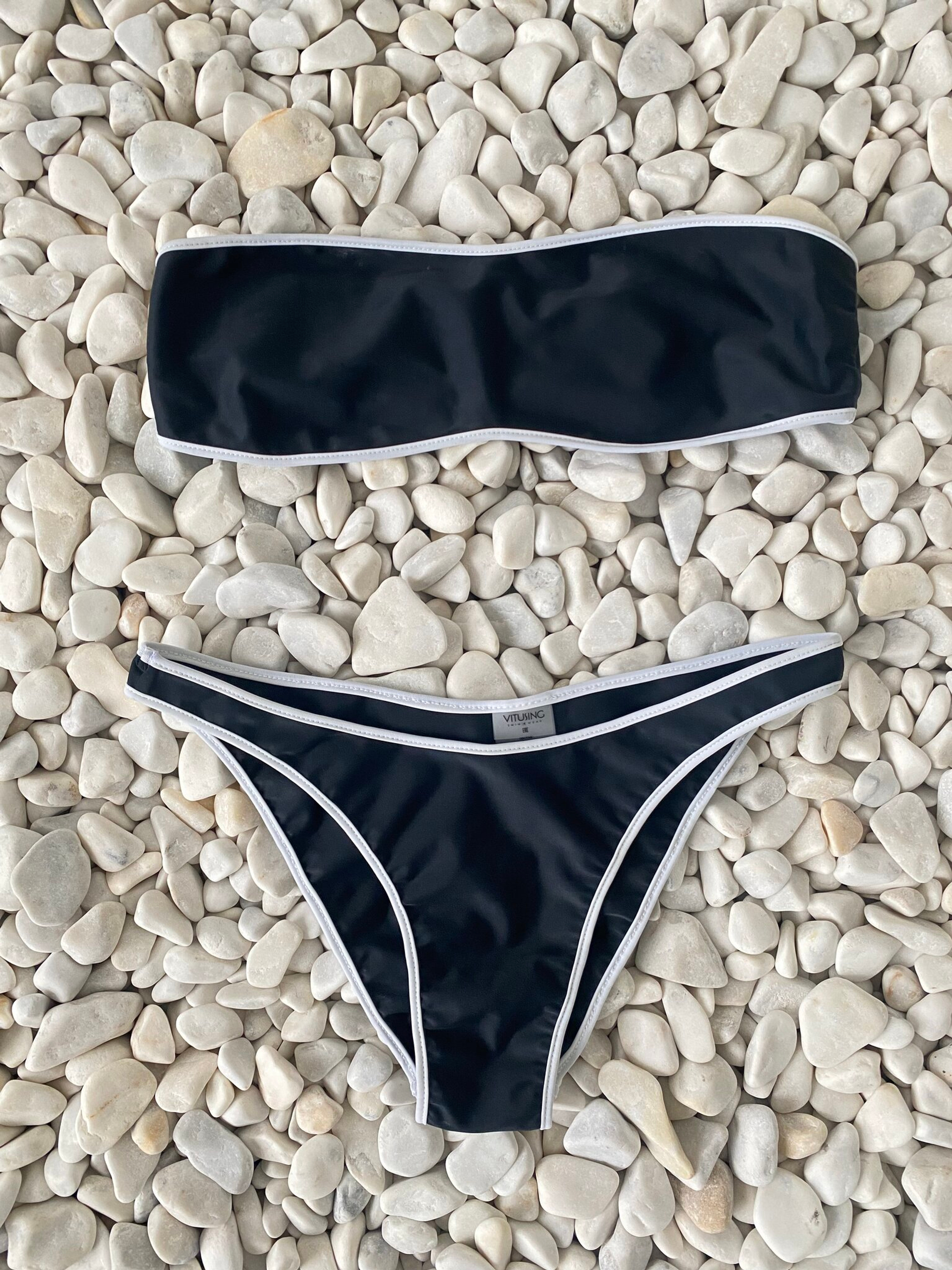 Купальник САННИ чёрный с кантом пошив