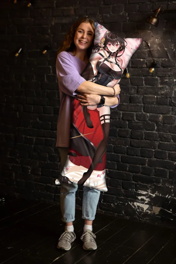 Дакимакура Йор Форджер №2