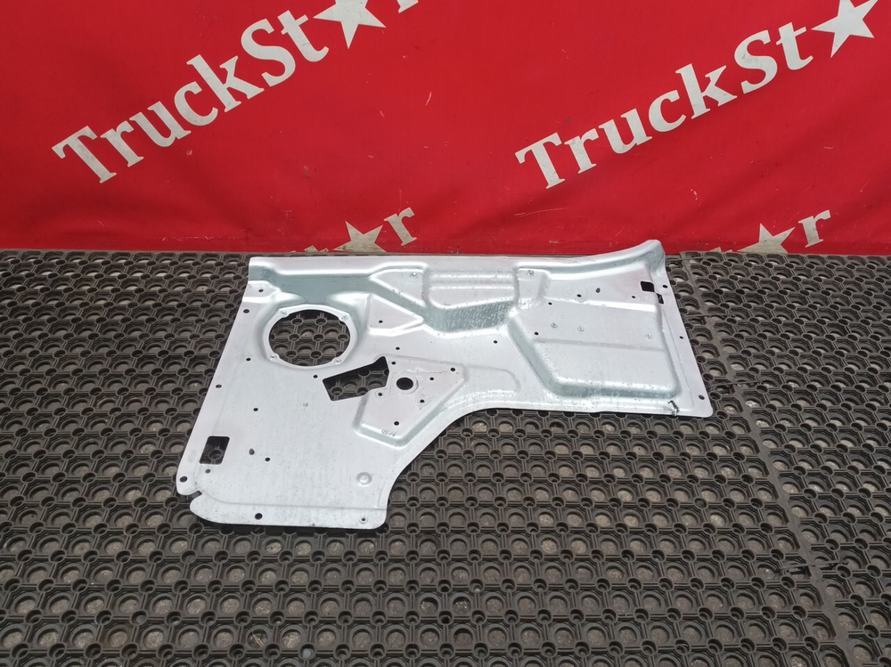 Кронштейн стеклоподъёмника левый 2023г