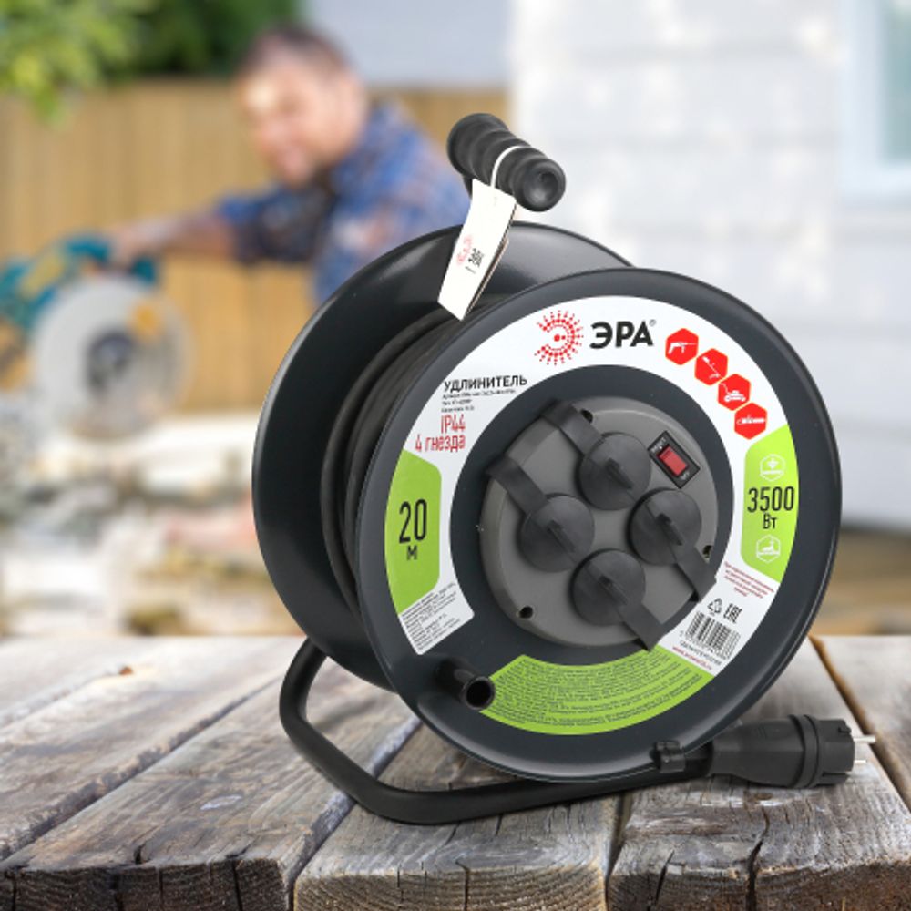 Удлинитель силовой ЭРА RMx-4es-3x2.5-20m-IP44(KG) на металлическая катушке с заземлением 4 розетки КГ 3x2,5м2 20 м 16А | Силовые удлинители