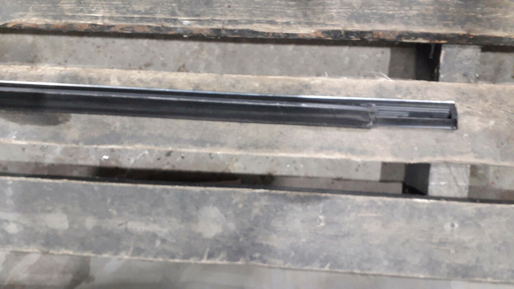 Молдинг двери передней левой Mercedes S (W222) 13-20 Б/У Оригинал A2226900580