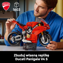 LEGO Technic/ Мотоцикл Ducati Panigale V4 S/ 42202