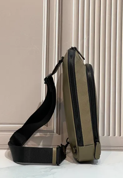 Сумка-слинг MONTBLANC EXTREME 3.0