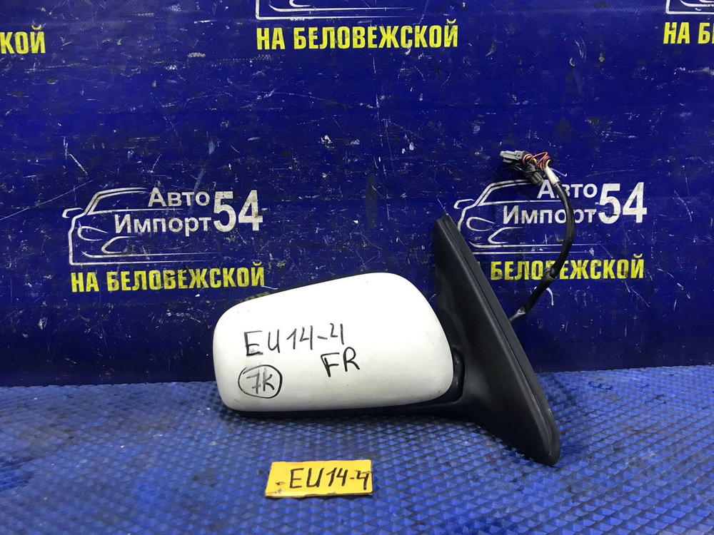 Зеркало правое NISSAN BLUEBIRD 1997