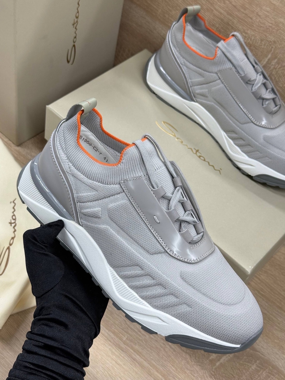 Кроссовки Santoni