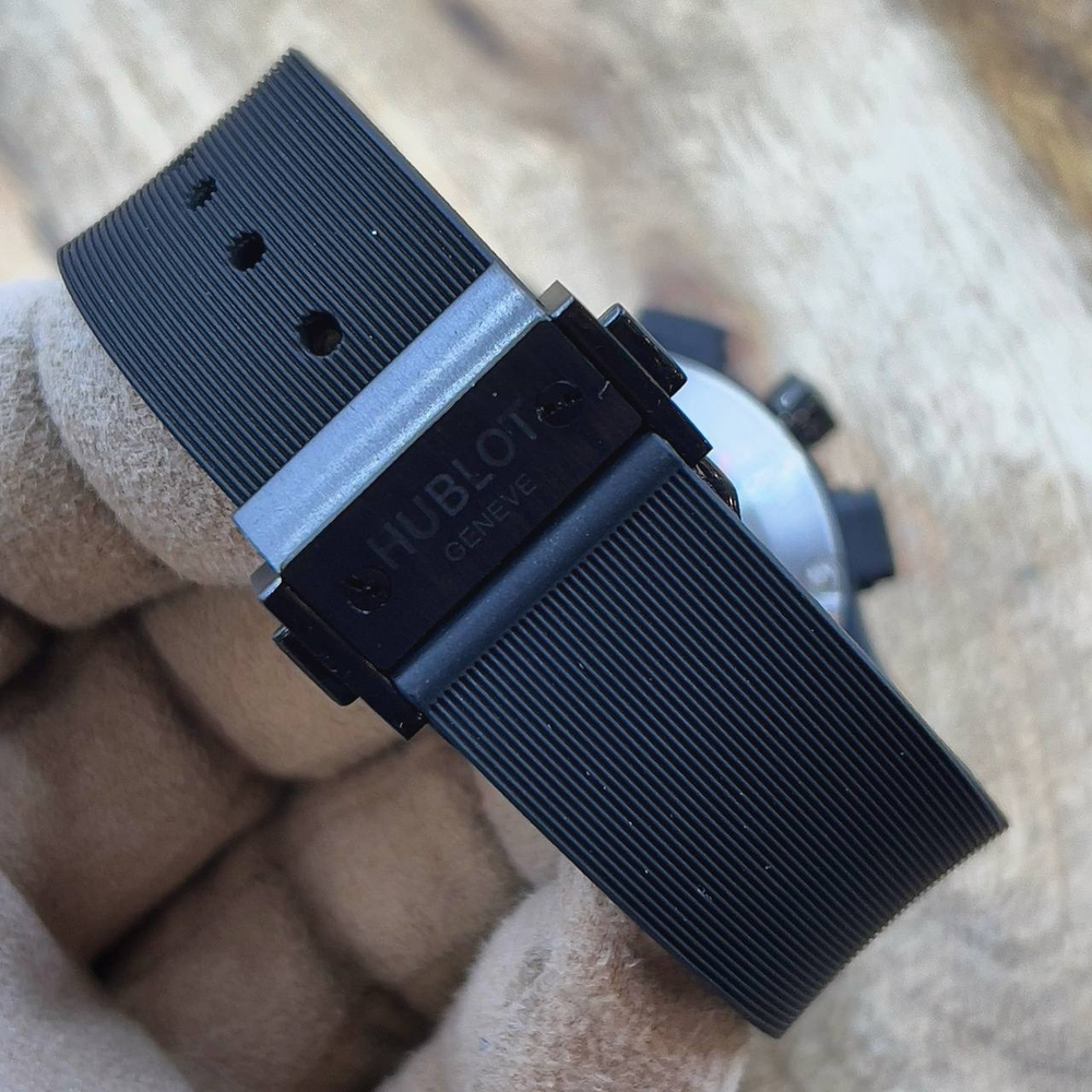 Часы Hublot