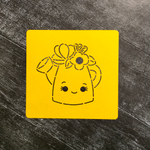 Лейка с цветами