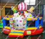 Надувной скалодром "Мороженое" 5*5*3,5 м