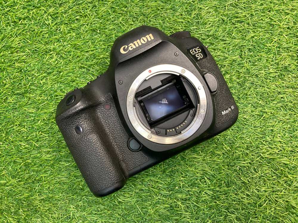 Canon EOS 5D Mark III 30.700 кадров