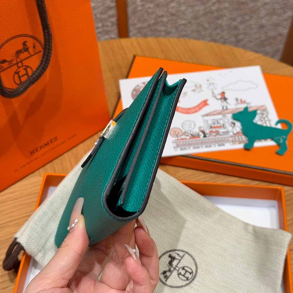 Hermes Bearn Wallet
