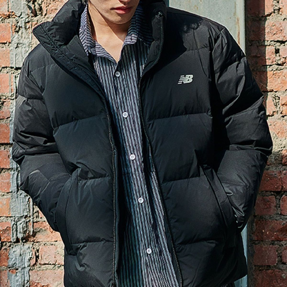 Куртки New Balance, AMJ34324-BK