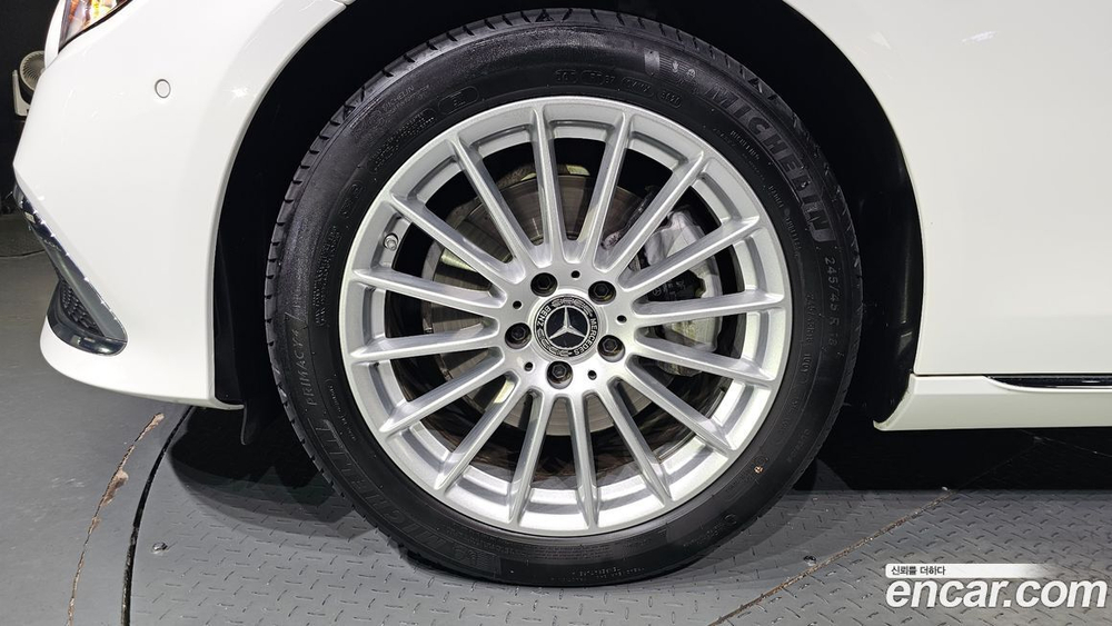 Mercedes-Benz E-Class W213 E250 Exclusive (01.2021)