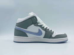 Кроссовки Nike Air Jordan 1 Mid